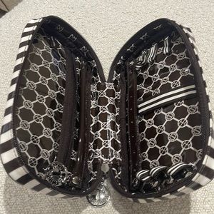 Henri Bendel Travel Jewelry Case